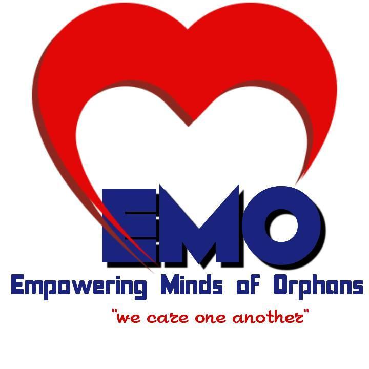 Emo Private School logo